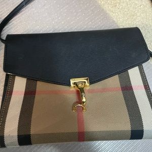 Burberry Macken Bag